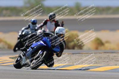 media/Oct-08-2022-SoCal Trackdays (Sat) [[1fc3beec89]]/Turn 14 (1050am)/